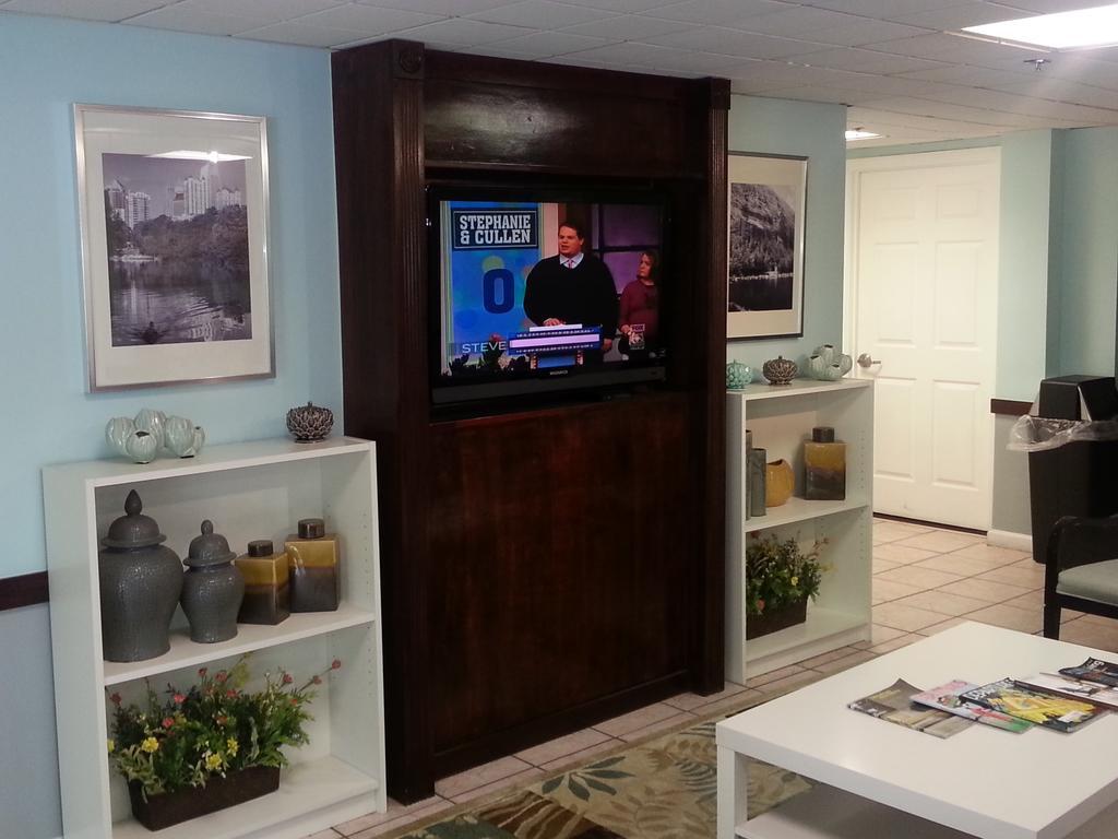 במוטל Super 8 By Wyndham Decatur/Lithonia/Atl Area מראה חיצוני תמונה